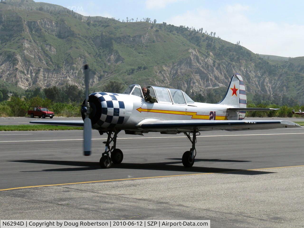 N6294D, 1983 Yakovlev Yak-52 C/N 833611, 1983 Yakovlev YAK 52, Vedeneev (Ivchenko) M-14P 360 Hp, taxi back