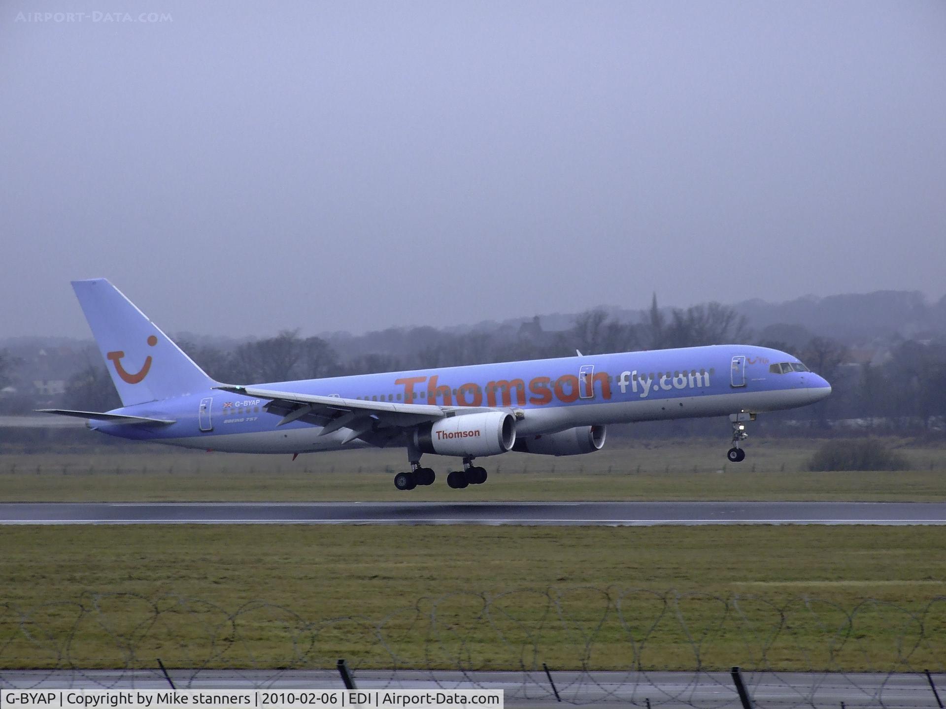 G-BYAP, 1994 Boeing 757-204 C/N 27236, Thomson B757 Landing on runway 06