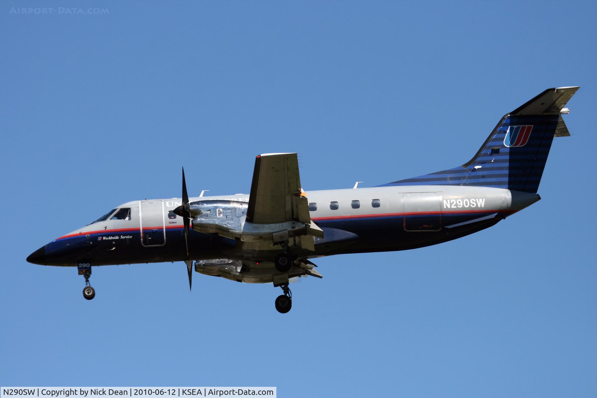 N290SW, 1996 Embraer EMB-120ER Brasilia C/N 120317, KSEA