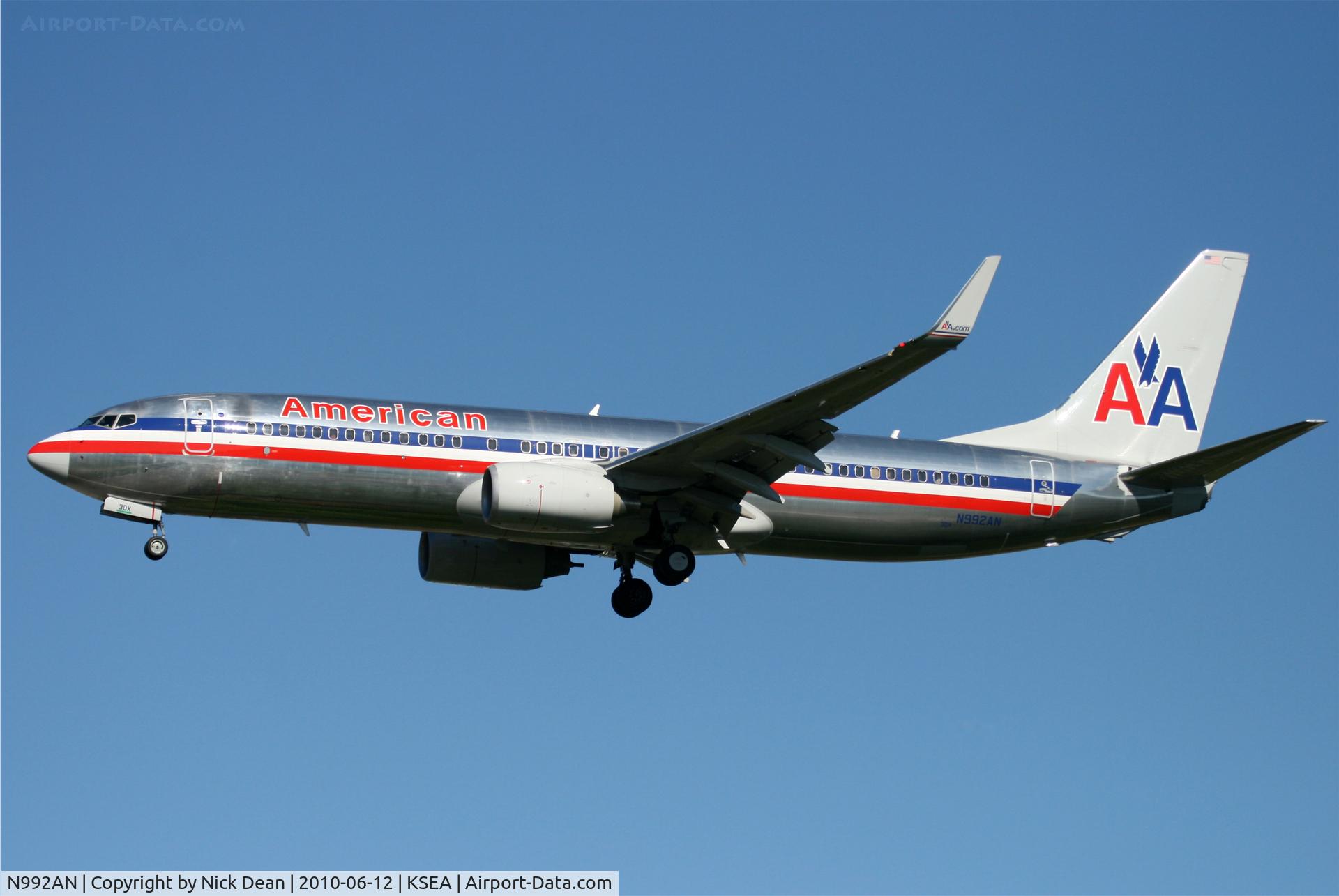 N992AN, 2009 Boeing 737-823 C/N 31071, KSEA