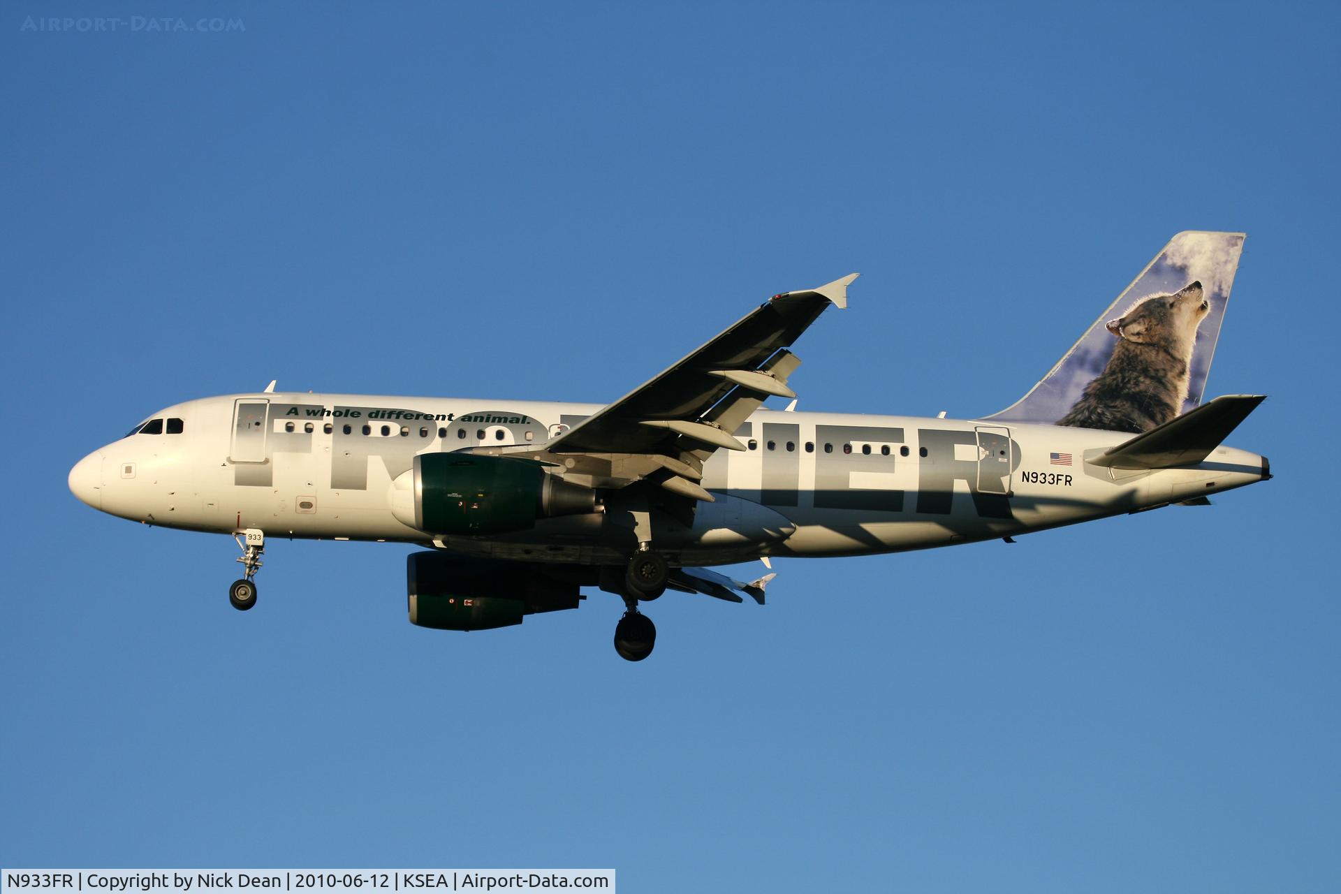 N933FR, 2004 Airbus A319-111 C/N 2260, KSEA
