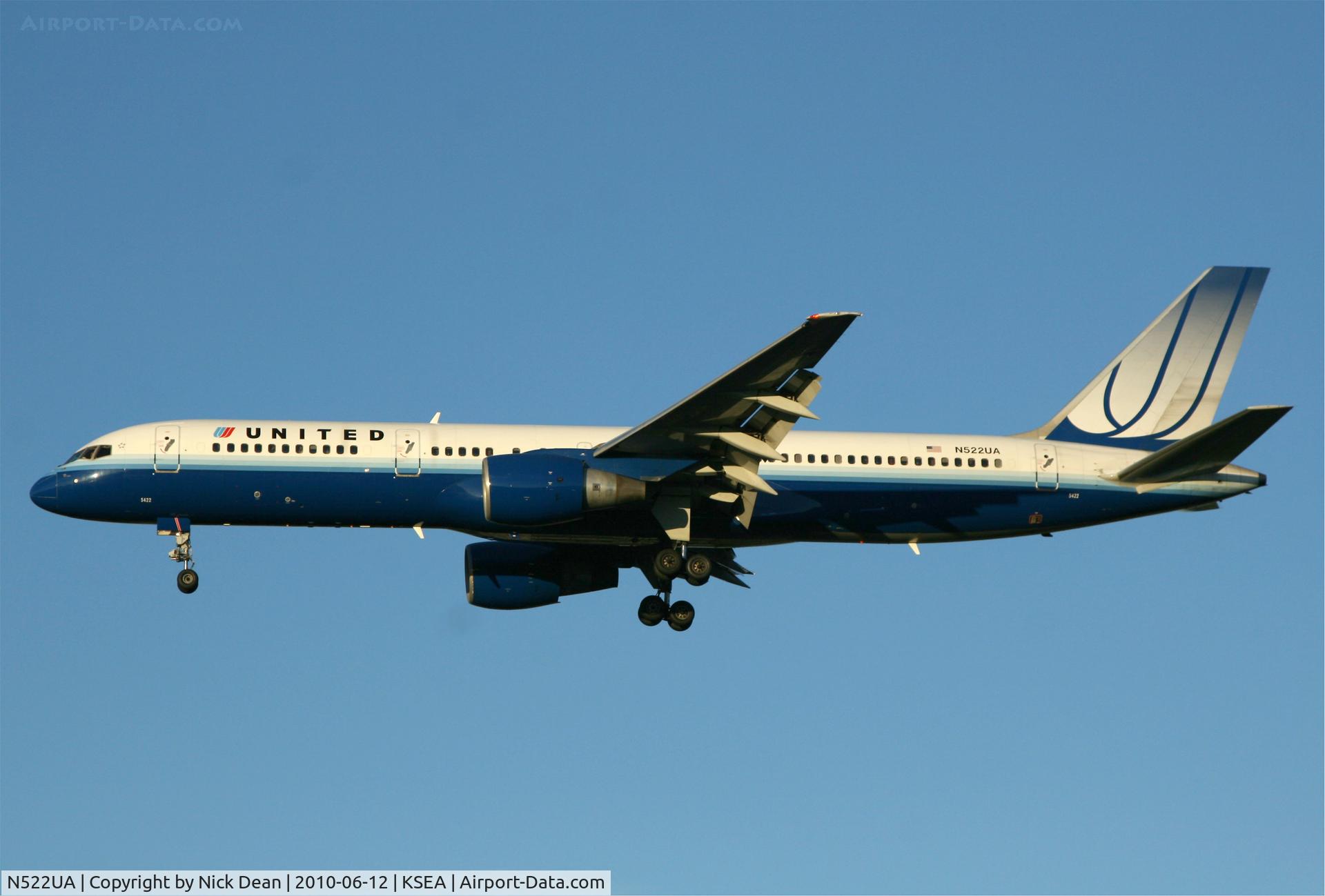 N522UA, 1990 Boeing 757-222 C/N 24931, KSEA