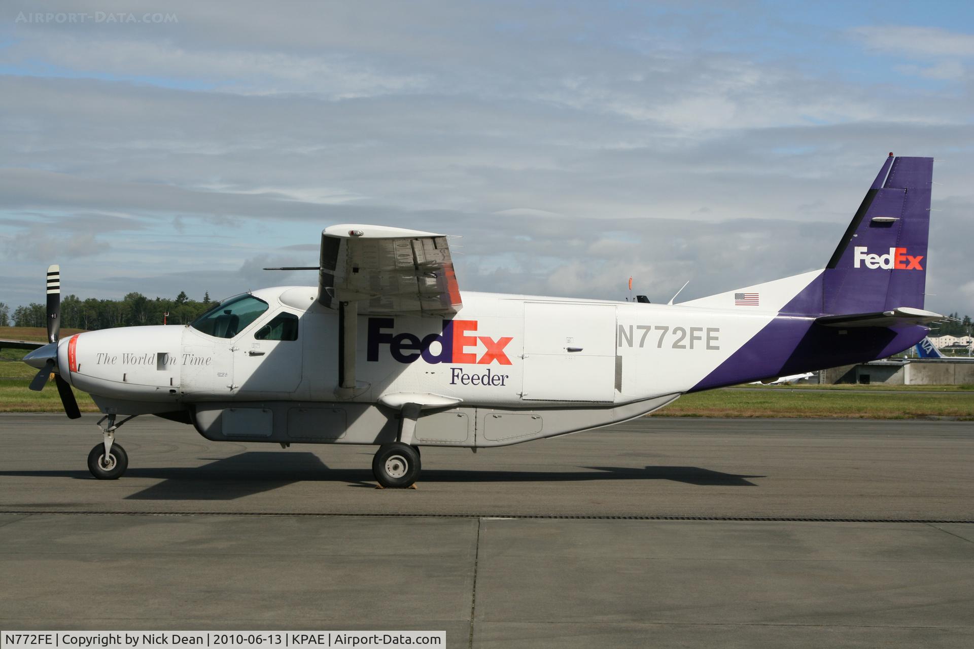 N772FE, 1991 Cessna 208B Super Cargomaster C/N 208B0268, KPAE