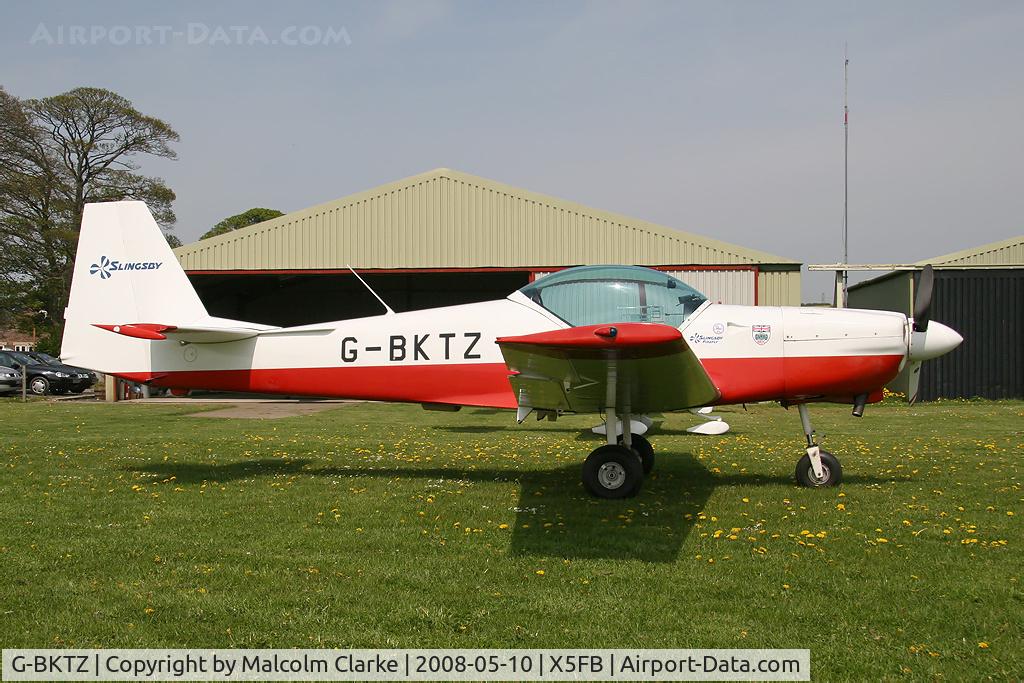G-BKTZ, 1983 Slingsby T-67M Firefly C/N 2004, Slingsby T-67M Firefly at Fishburn Airfield, UK in 2008.