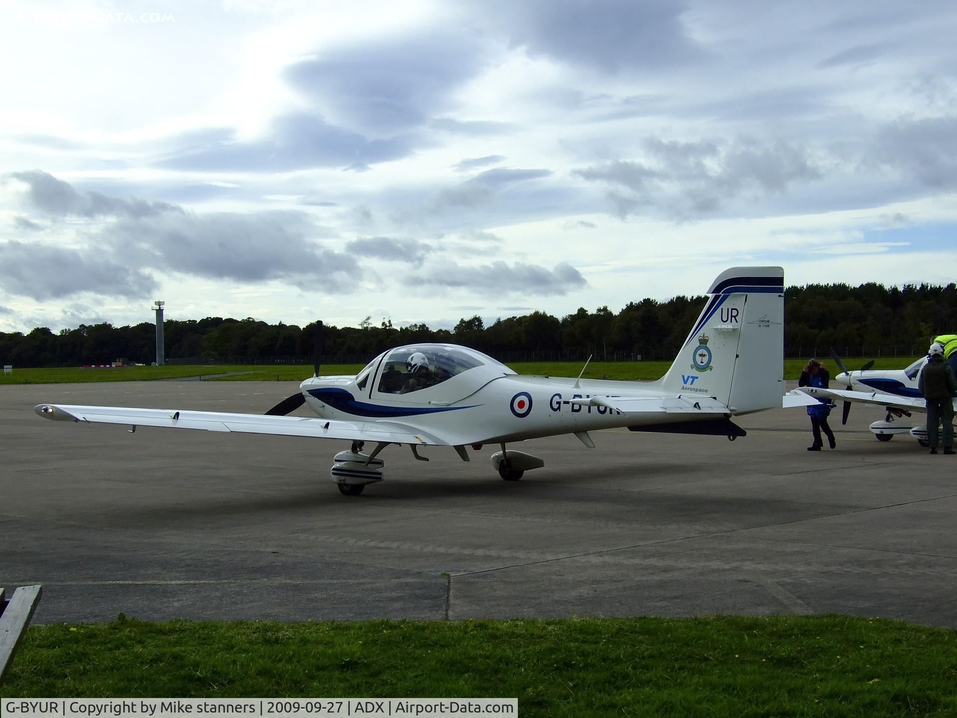 G-BYUR, 1999 Grob G-115E Tutor T1 C/N 82102/E, 1EFTS/12AEF Tutor about to depart on another air experience flight