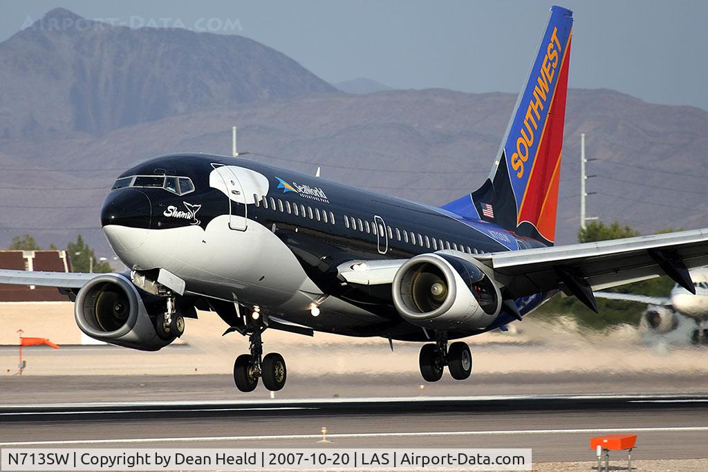 N713SW, 1998 Boeing 737-7H4 C/N 27847, Southwest Airlines 