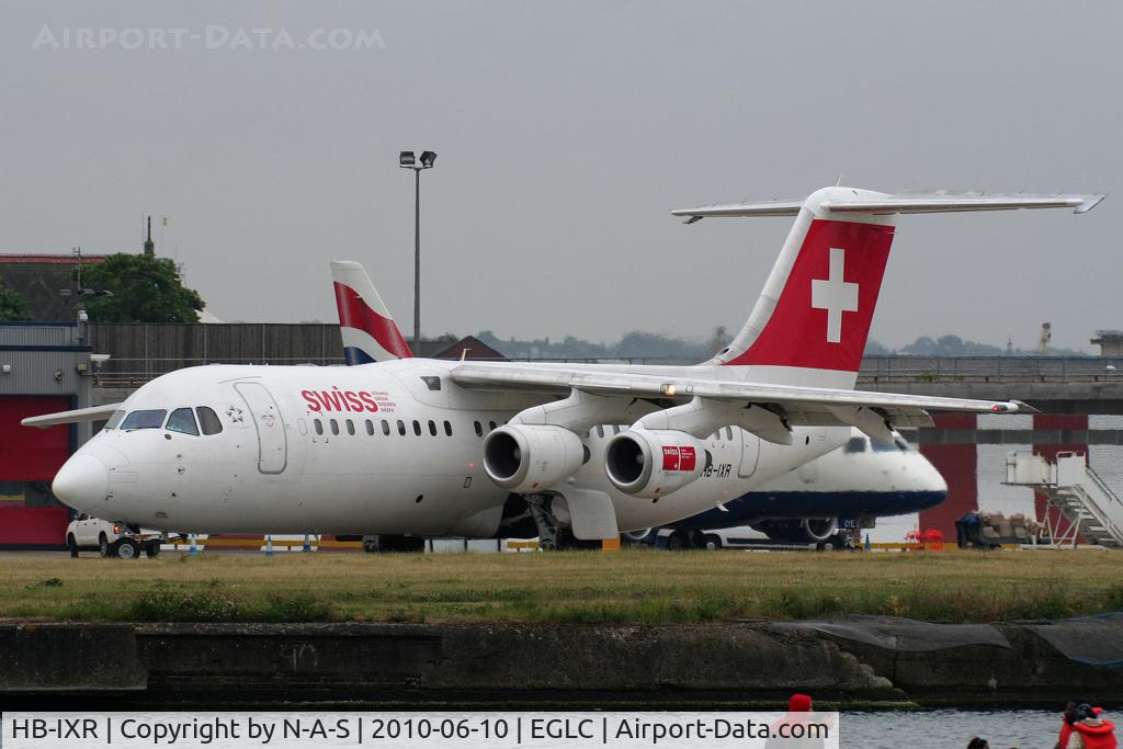 HB-IXR, 1996 British Aerospace Avro 146-RJ100 C/N E3281, Entering the active