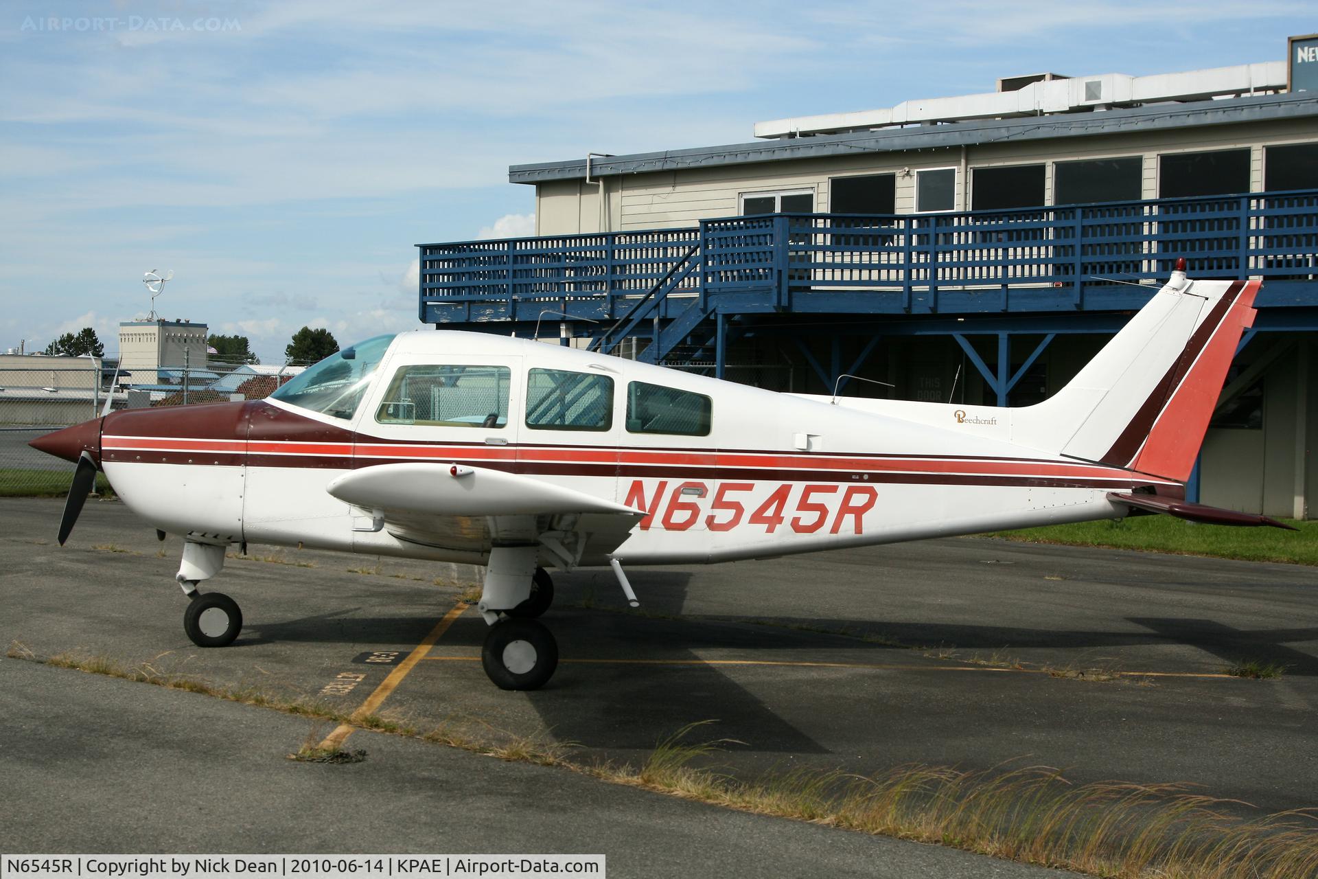 N6545R, 1974 Beech C23 Sundowner 180 C/N M-1581, KPAE