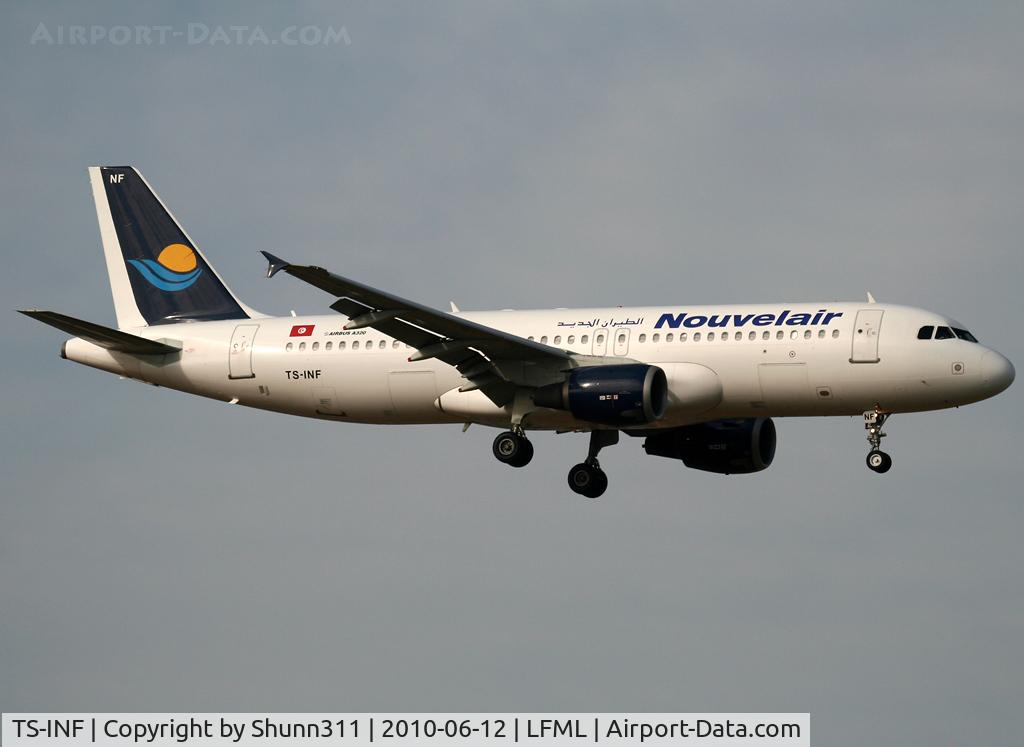 TS-INF, 1992 Airbus A320-212 C/N 299, Landing rwy 31R