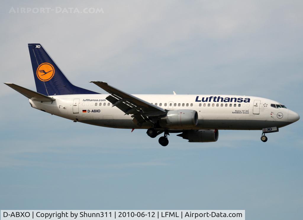 D-ABXO, 1987 Boeing 737-330 C/N 23873, Landing rwy 31R