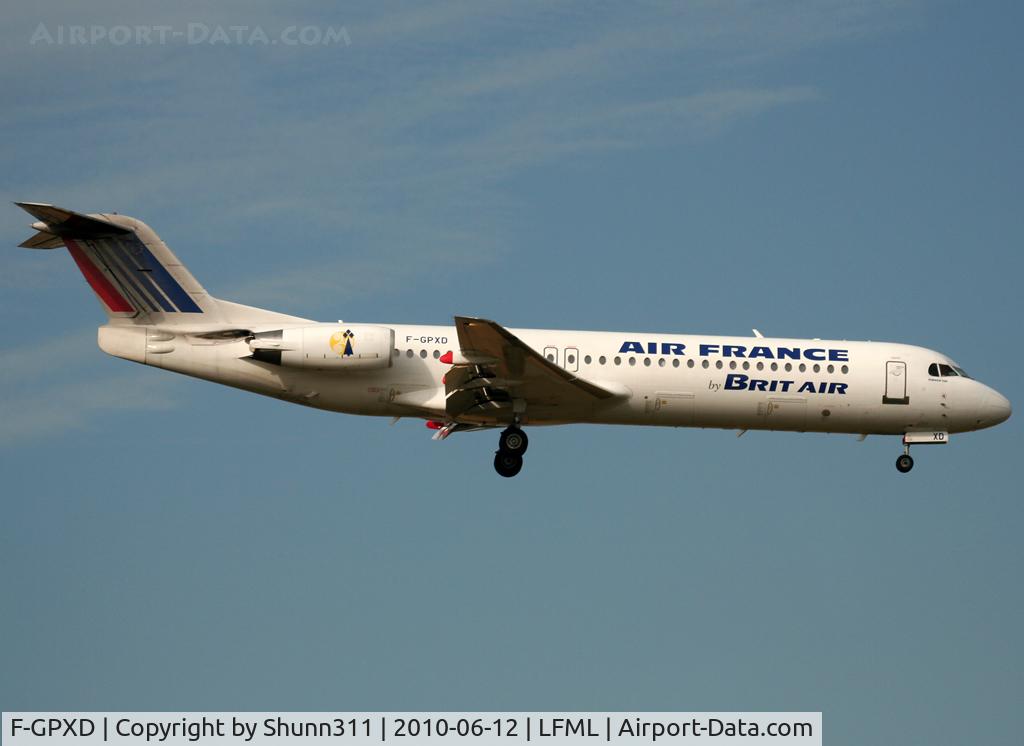 F-GPXD, 1995 Fokker 100 (F-28-0100) C/N 11494, Landing rwy 31R