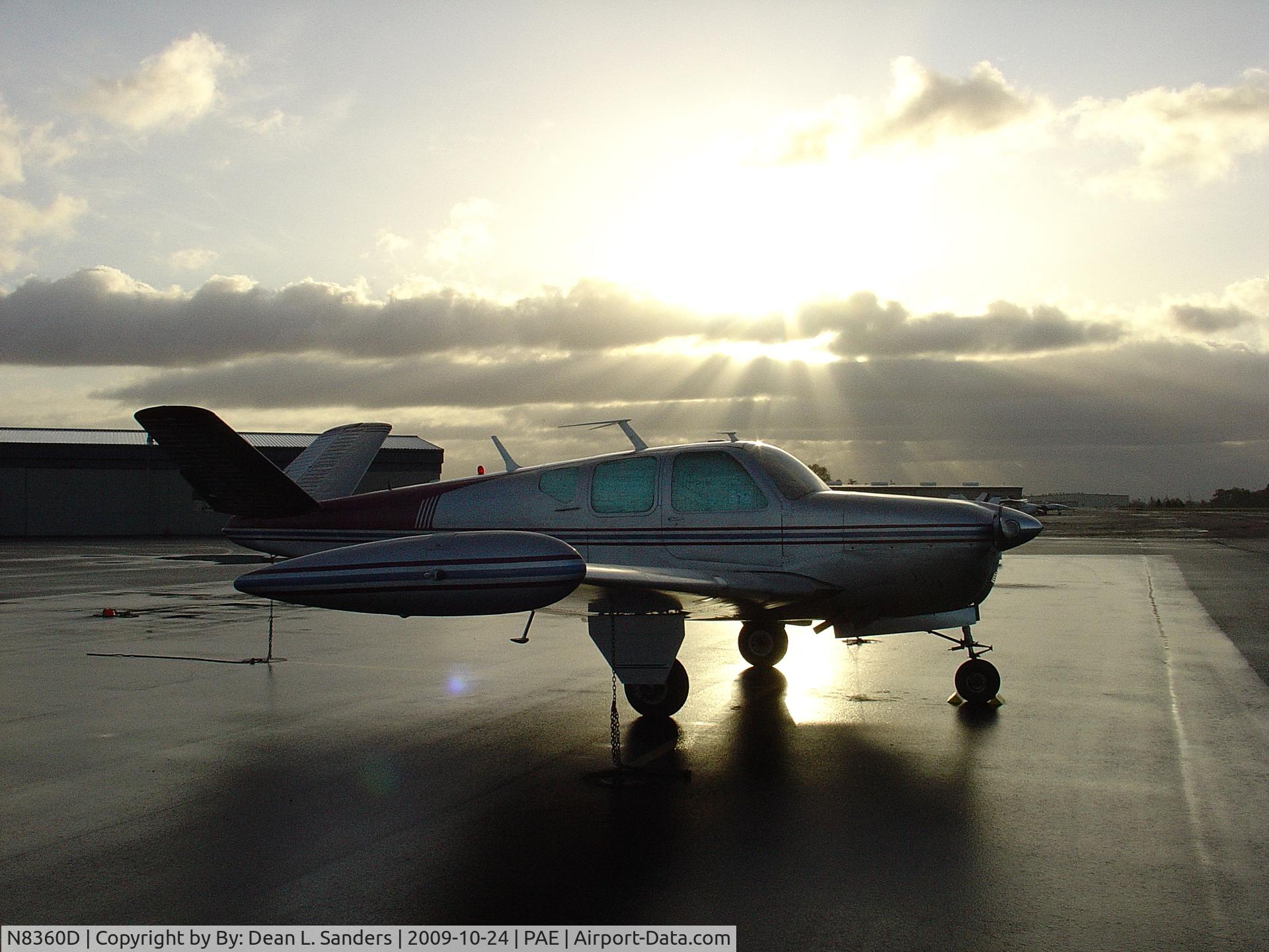 N8360D, 1958 Beech J35 Bonanza C/N D-5481, A Fall morning at Paine Field