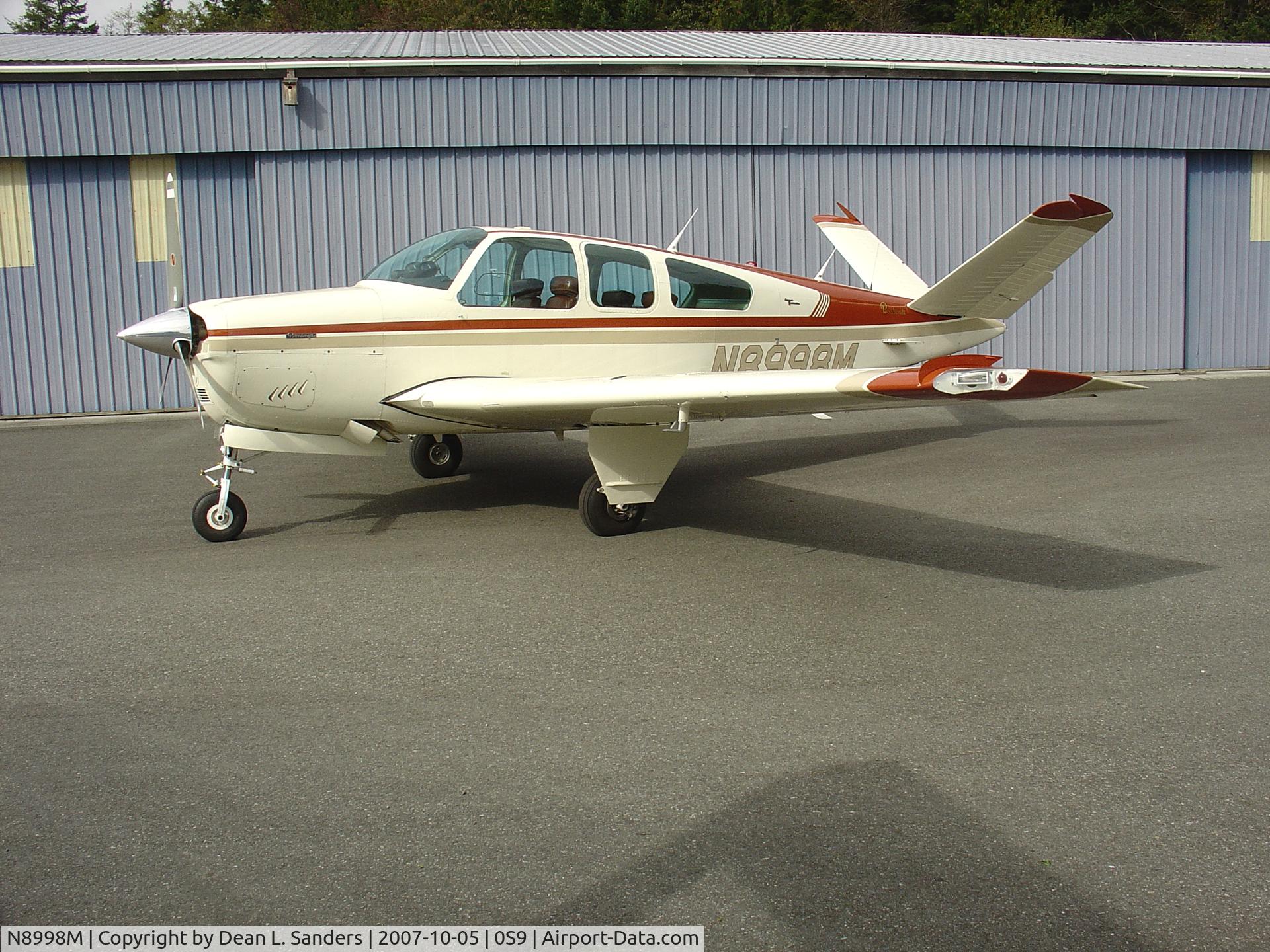N8998M, 1964 Beech S35 Bonanza C/N D-7320, N899M at Jefferson Intn'l