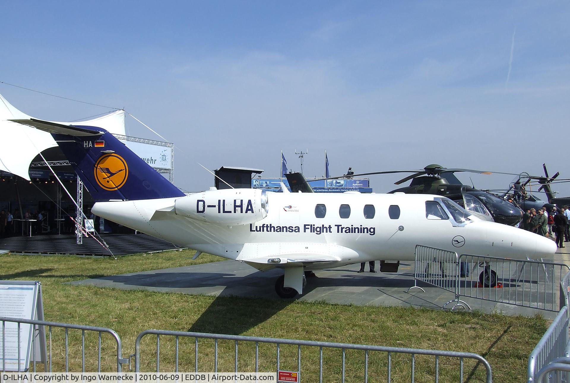 D-ILHA, Cessna 525 CitationJet CJ1+ C/N 525-0696, Cessna 525 CitationJet CJ1 of Lufthansa Flight Training (operating for German air force for multiengine pilot training) at ILA 2010, Berlin