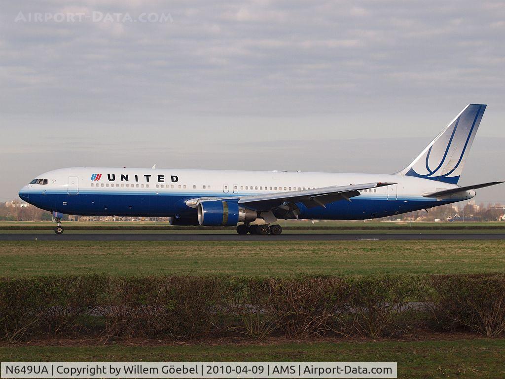 N649UA, 1992 Boeing 767-322 C/N 25286, Picture taken of the 