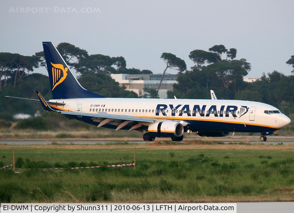 EI-DWM, 2007 Boeing 737-8AS C/N 36080, Landing rwy 23