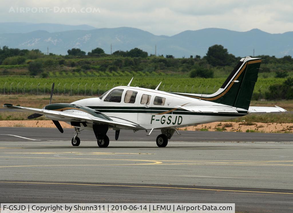 F-GSJD, 1976 Beech 58P Baron C/N TJ-74, Parked here...