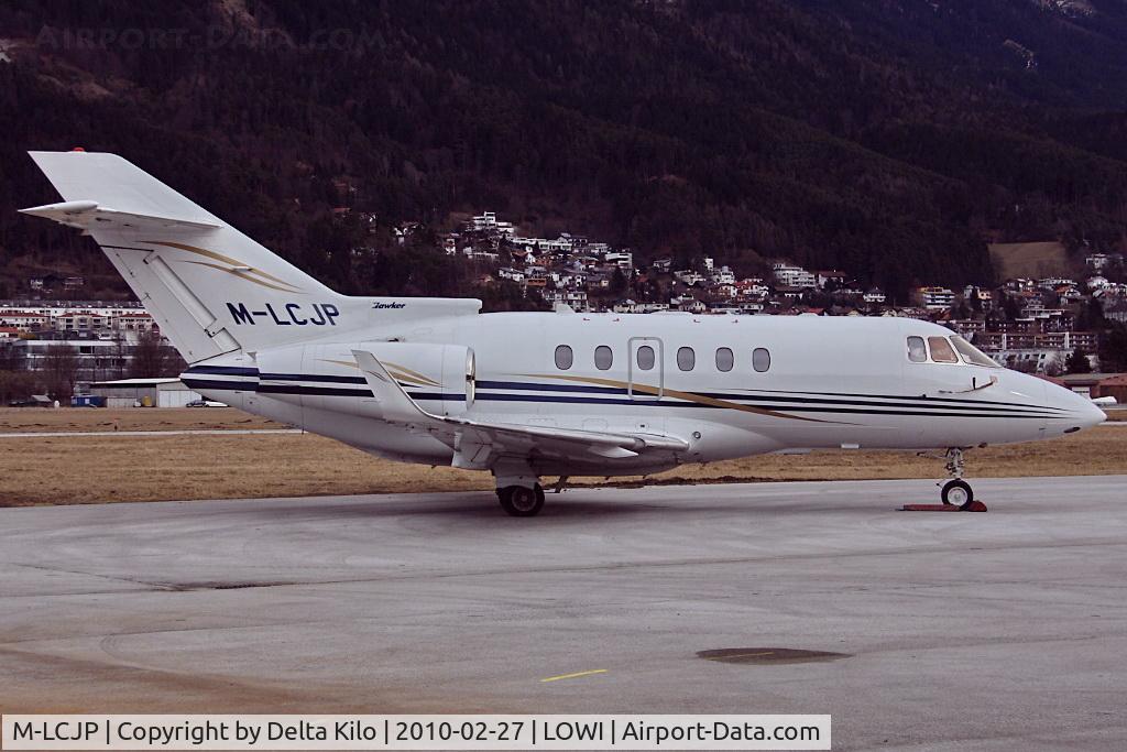 M-LCJP, 2008 Hawker Beechcraft 900XP C/N HA-0072, Yolenal Ltd