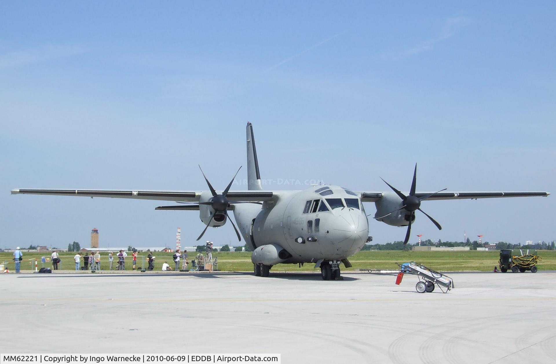 MM62221, Alenia C-27J Spartan C/N 132, Alenia C-27J Spartan of the Aeronautica Militare Italiana (Italian air force) at ILA 2010, Berlin