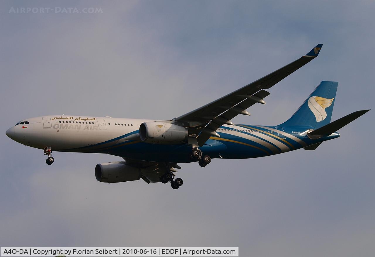 A4O-DA, 2009 Airbus A330-243 C/N 1038, Short final 07R