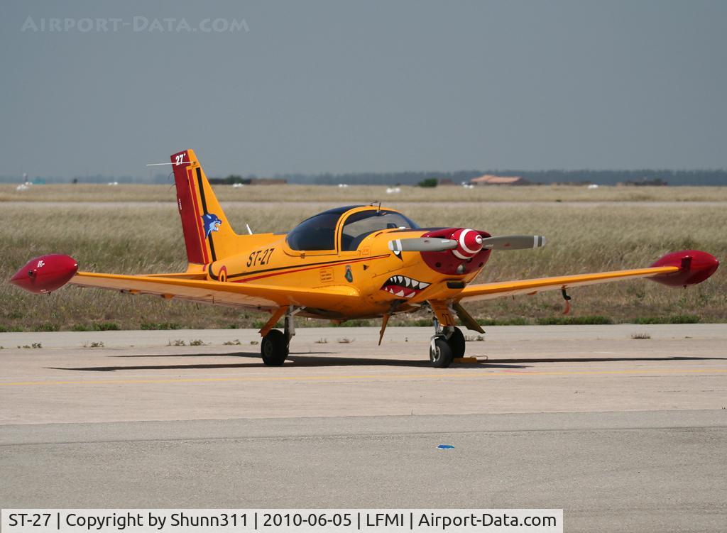 ST-27, SIAI-Marchetti SF-260M C/N 10-27, Used as a demo during LFMI Airshow 2010