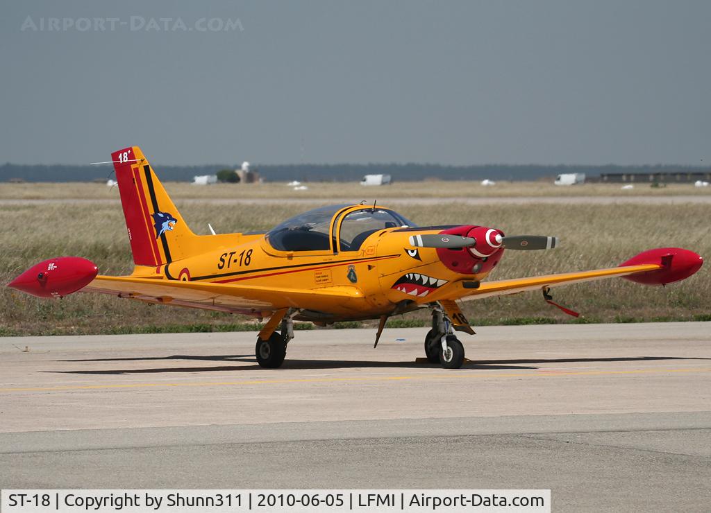 ST-18, SIAI-Marchetti SF-260M C/N 10-18, Used as a demo during LFMI Airshow 2010