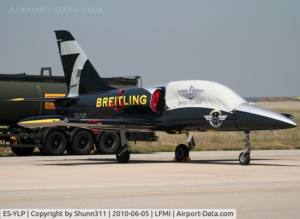 ES-YLP, Aero L-39 Albatros C/N 533620, Used as a demo during LFMI Airshow 2010... New c/s...
