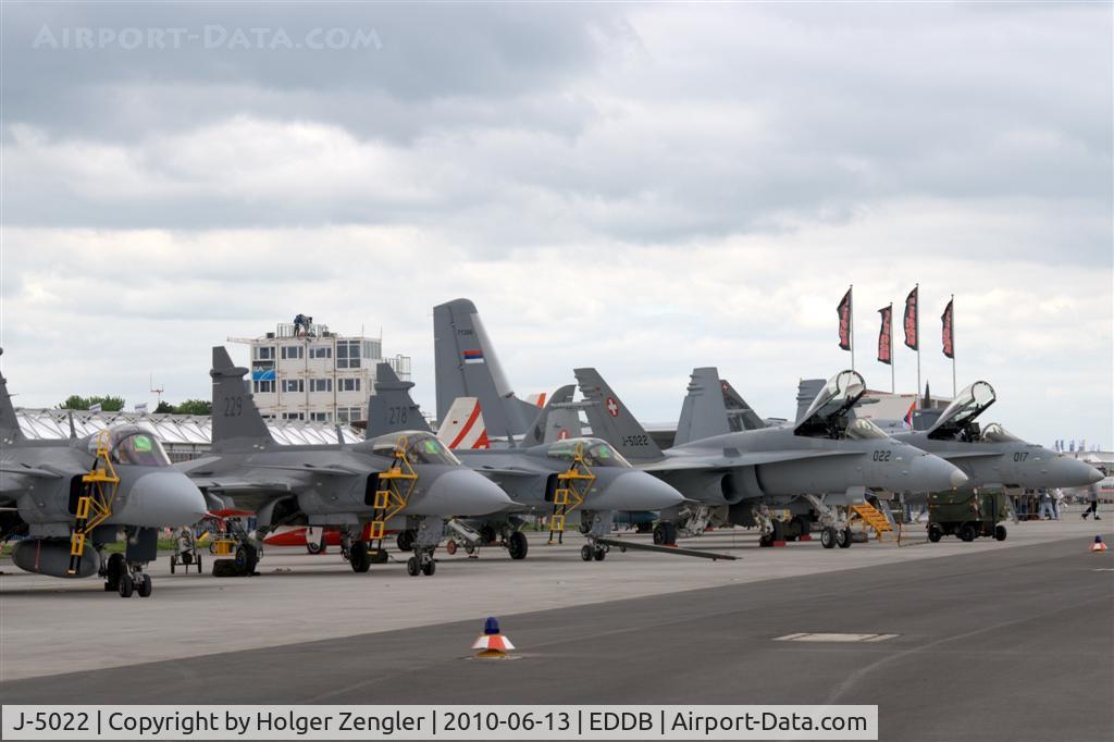 J-5022, McDonnell Douglas F/A-18C Hornet C/N 1371, Berlin Air Show 2010