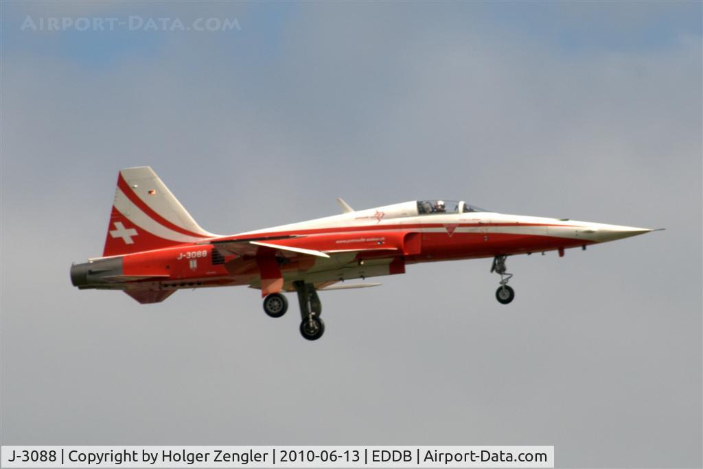 J-3088, Northrop F-5E Tiger II C/N L.1088, Berlin Air Show 2010