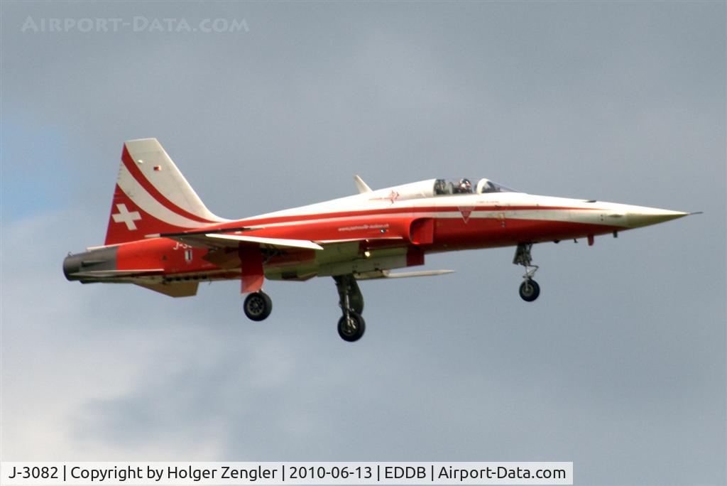 J-3082, Northrop F-5E Tiger II C/N L1082, Berlin Air Show 2010