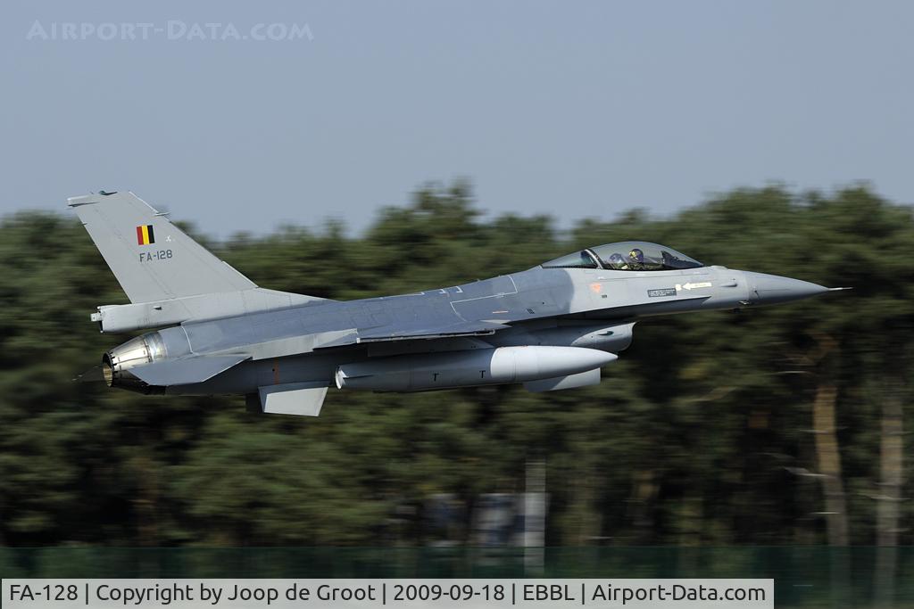 FA-128, SABCA F-16AM Fighting Falcon C/N 6H-128, Low approach of a locally based F-16.