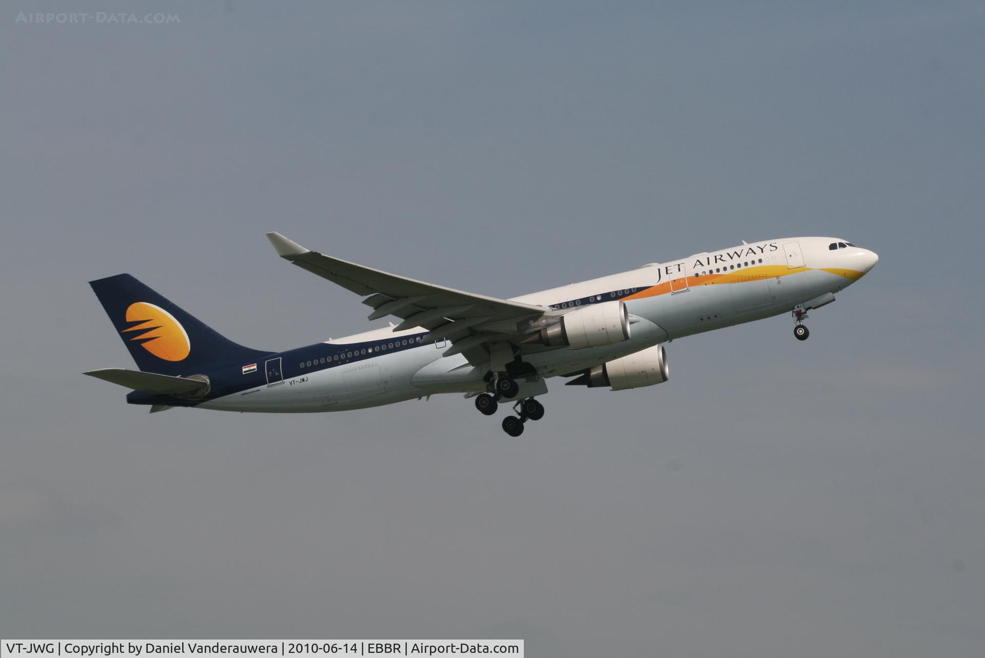 VT-JWG, 2007 Airbus A330-202 C/N 831, Flight 9W226 is taking off from RWY 07R