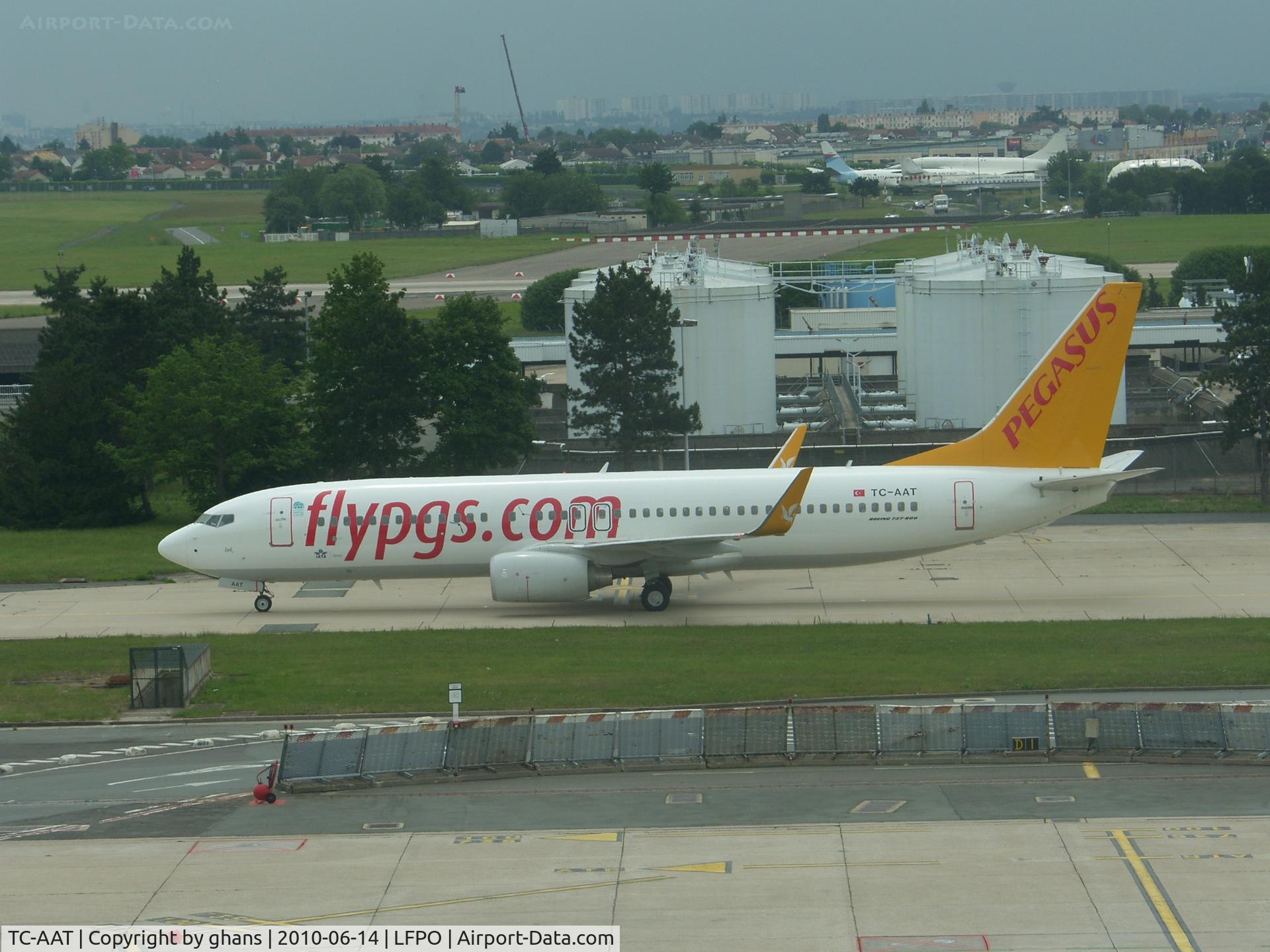 TC-AAT, 2010 Boeing 737-82R C/N 40872, Delivered 2010-04-10