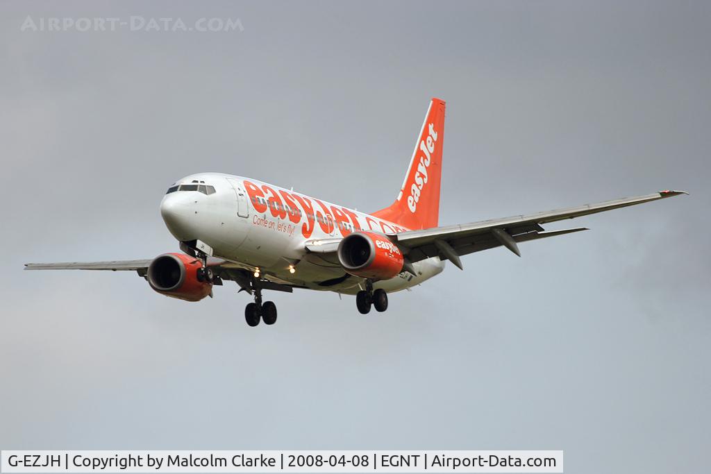 G-EZJH, 2001 Boeing 737-73V C/N 30240, Boeing 737-73V on approach to 25 at Newcastle Airport in 2008.
