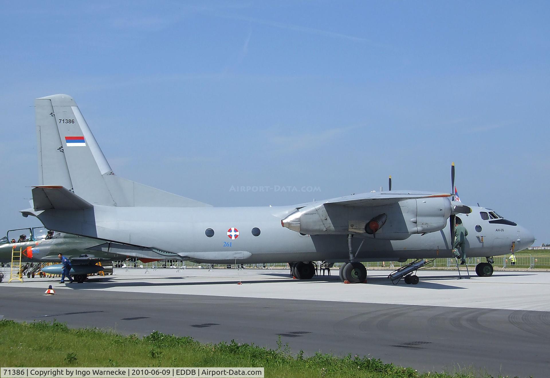 71386, 1984 Antonov An-26 C/N 139 04, Antonov An-26 CURL of the Serbian air force at ILA 2010, Berlin