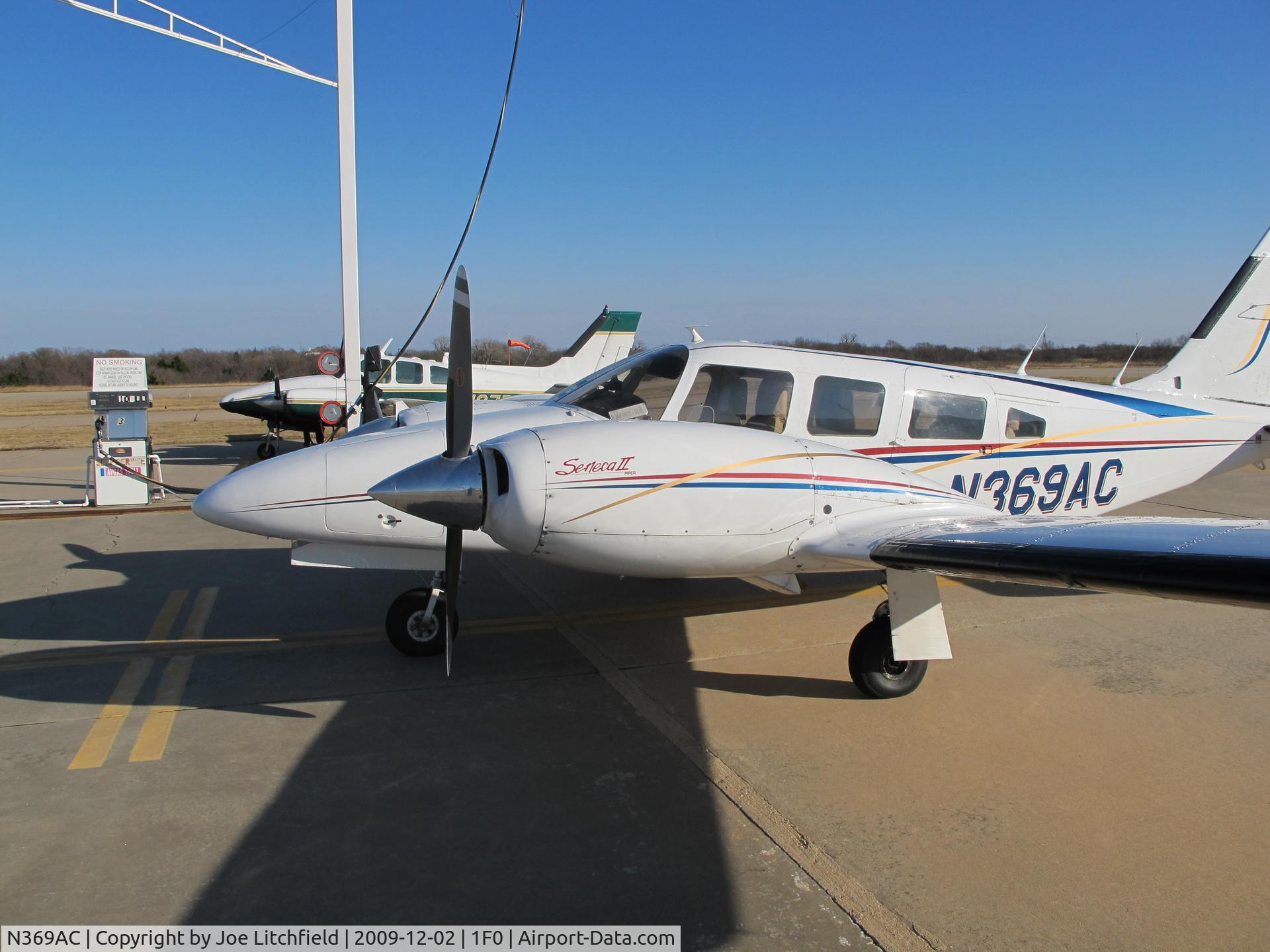 N369AC, 1977 Piper PA-34-200T Seneca II C/N 34-7870095, 1977 Piper PA-34-200T