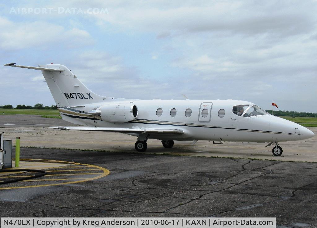 N470LX, 2007 Raytheon 400A Beechjet C/N RK-478, On the ramp.