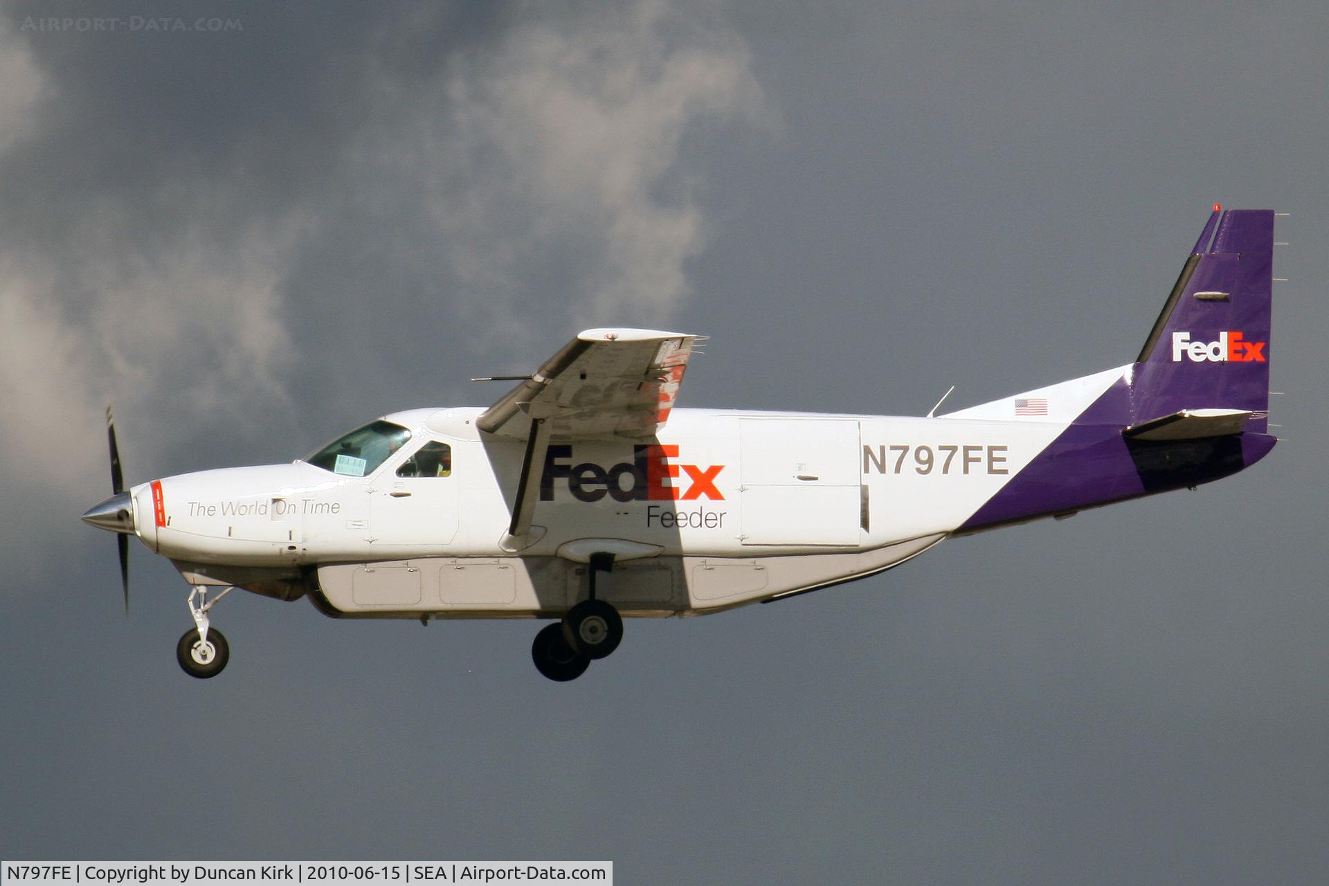 N797FE, 1987 Cessna 208B C/N 208B0042, One of FedEx feeders