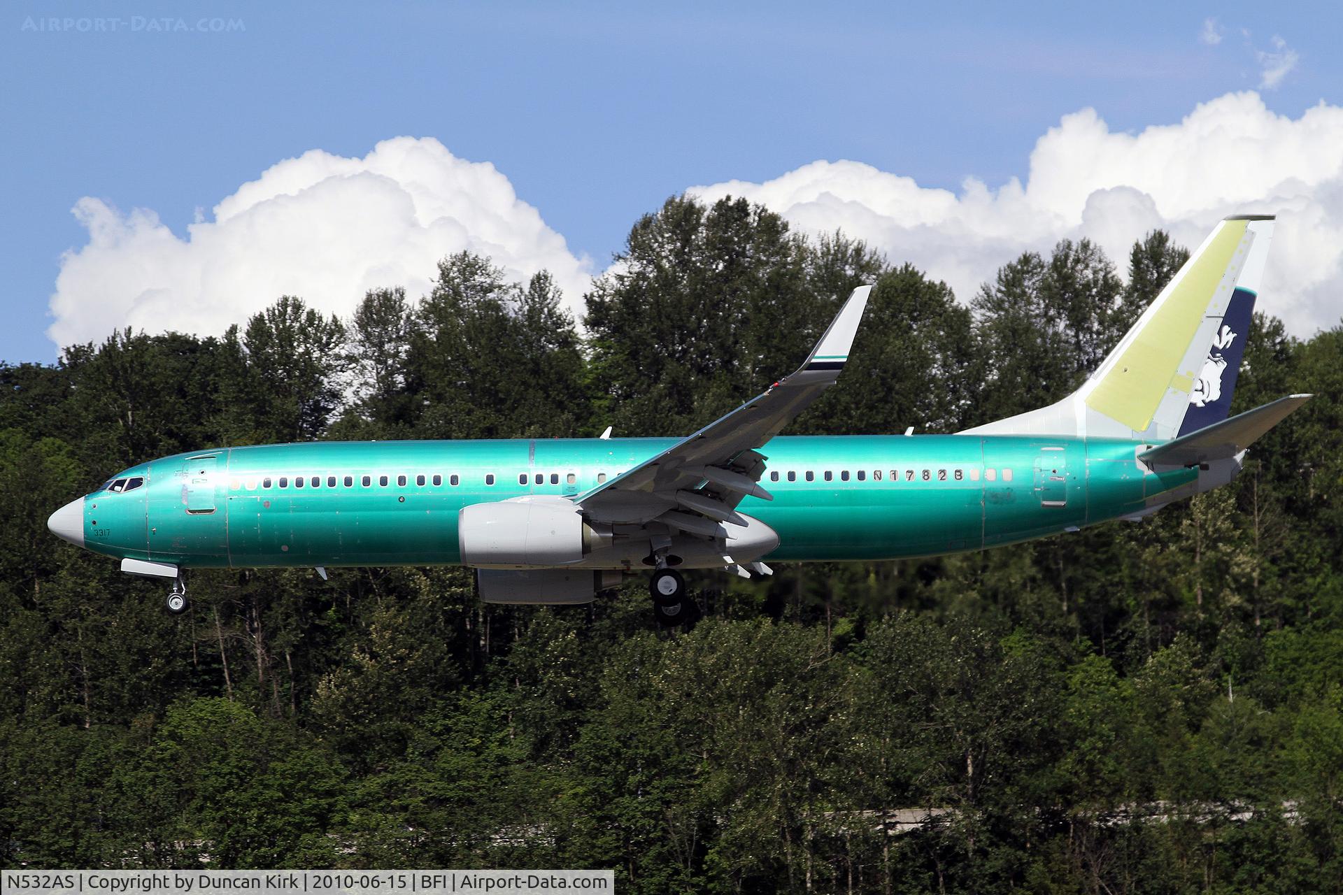 N532AS, 2010 Boeing 737-890 C/N 36346, B.737-890 on a test flight wearing N1782B in the windows. It is for Alaska Airlines