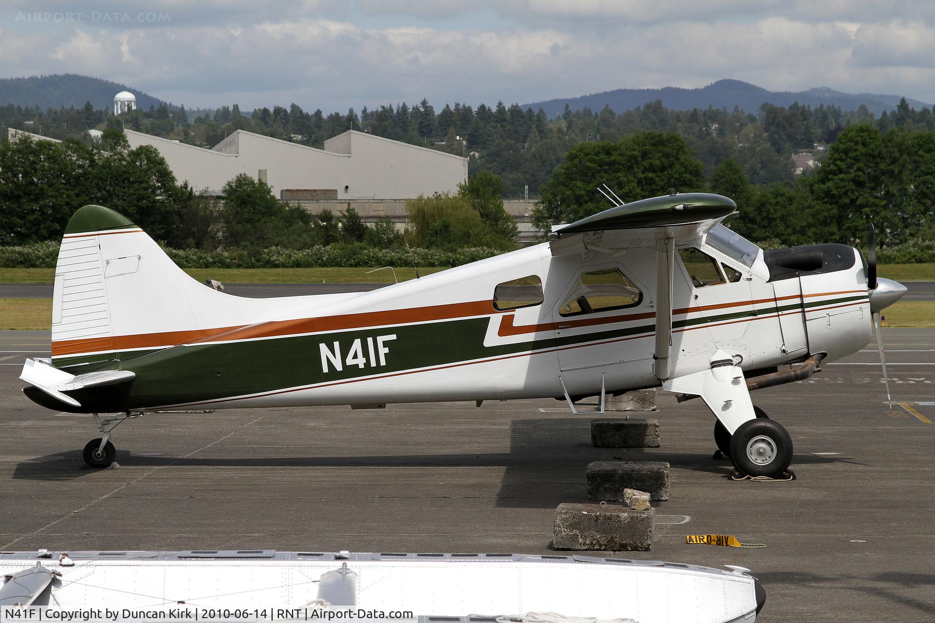 N41F, 1959 De Havilland Canada DHC-2 Beaver Mk.1 C/N 1352, Renton has a good dozen or so Beavers