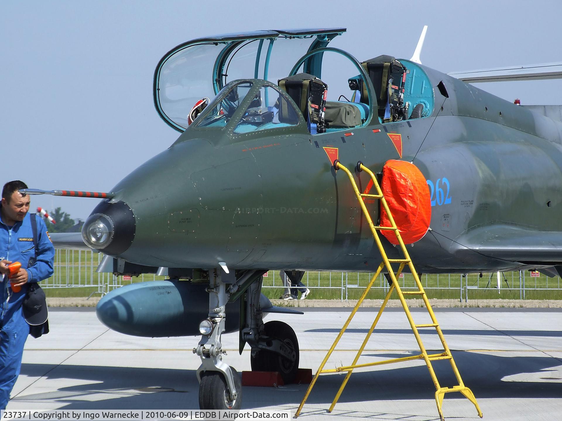23737, Soko G-4 Super Galeb C/N 470, Soko G-4 Super Galeb of the Serbian air force at ILA 2010, Berlin