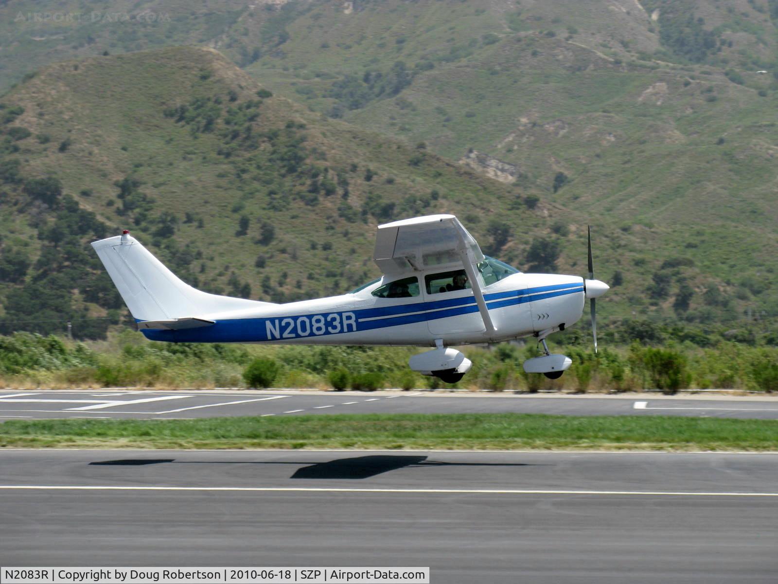 N2083R, 1964 Cessna 182G Skylane C/N 18255283, 1964 Cessna 182G SKYLANE, Continental O-470-S 230 Hp, takeoff climb Rwy 22