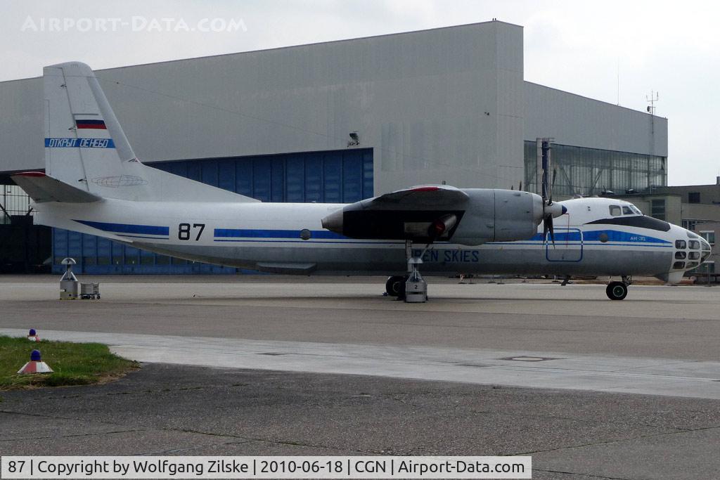 87, Antonov An-30B C/N 0807, visitor