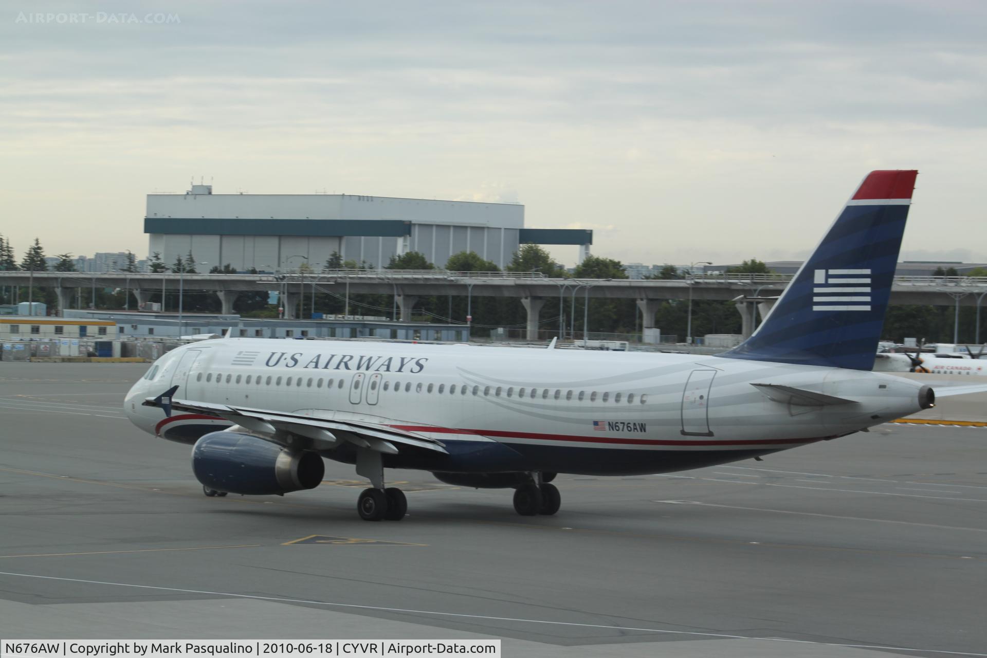 N676AW, 2005 Airbus A320-232 C/N 2422, Airbus A320