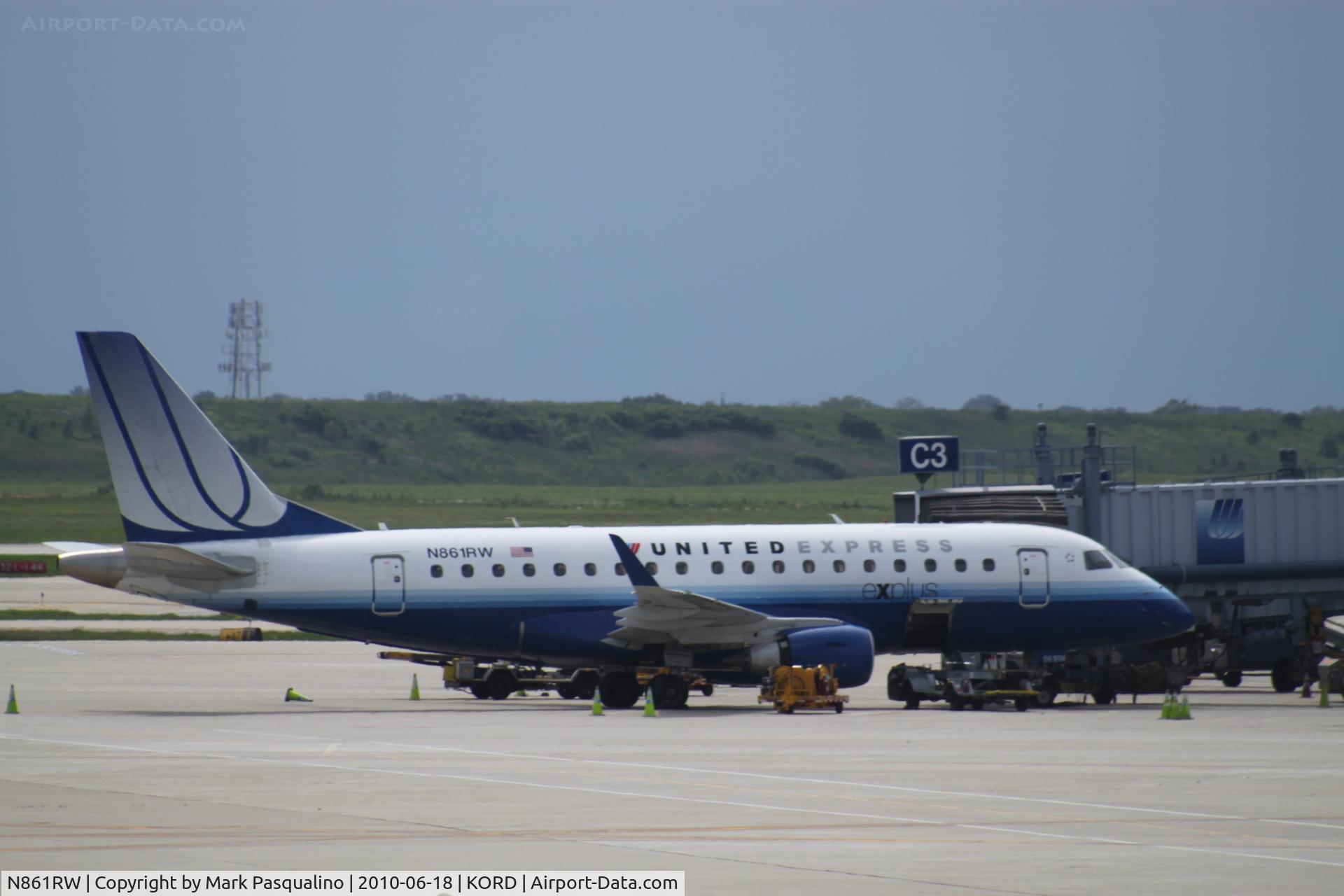N861RW, 2005 Embraer 170SE (ERJ-170-100SE) C/N 17000094, ERJ 170-100 SE