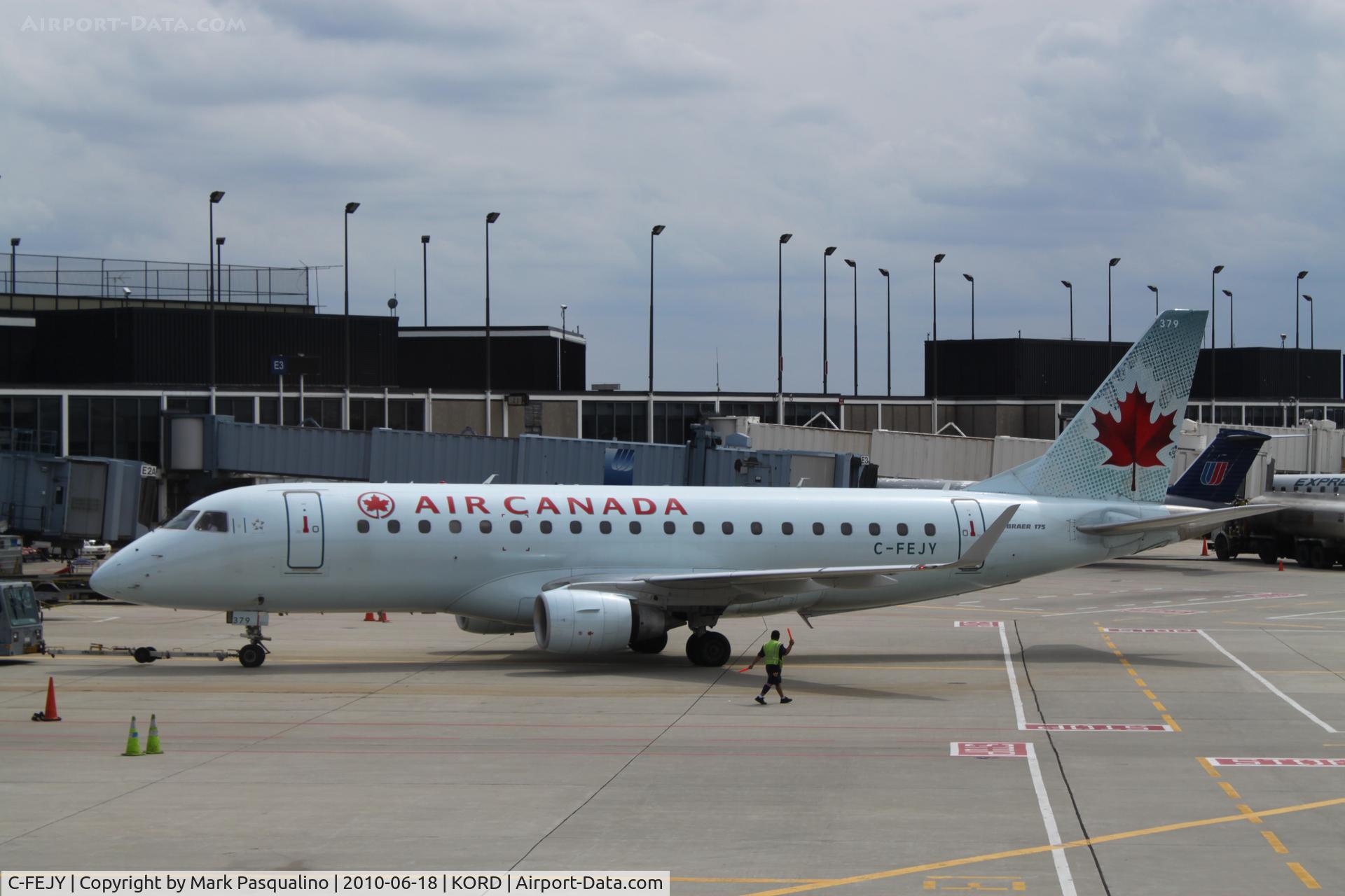 C-FEJY, 2005 Embraer 175SU (ERJ-170-200SU) C/N 17000097, ERJ 170-200 SU