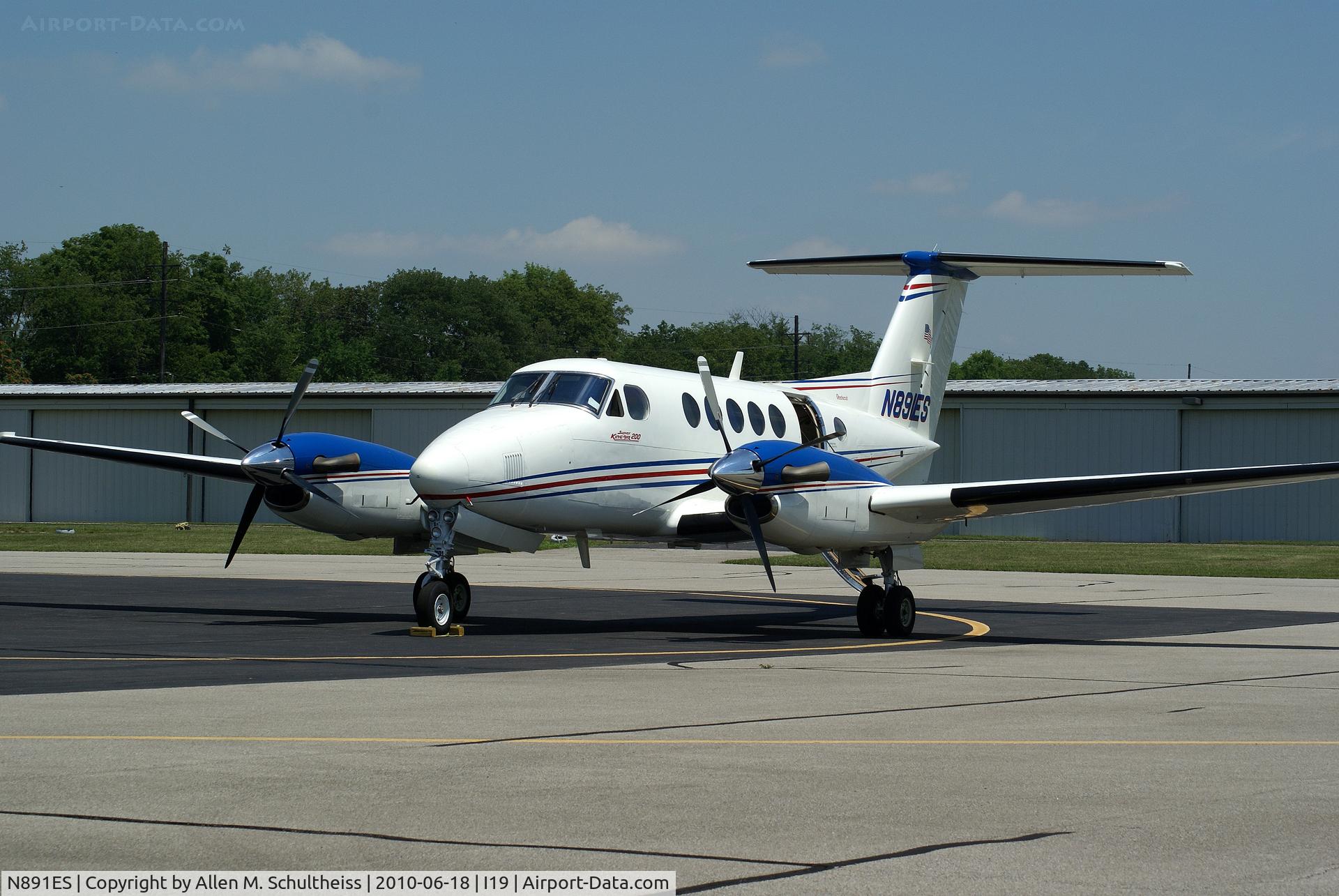N891ES, 1999 Raytheon B200 King Air C/N BB-1678, 1999 Kingair B200