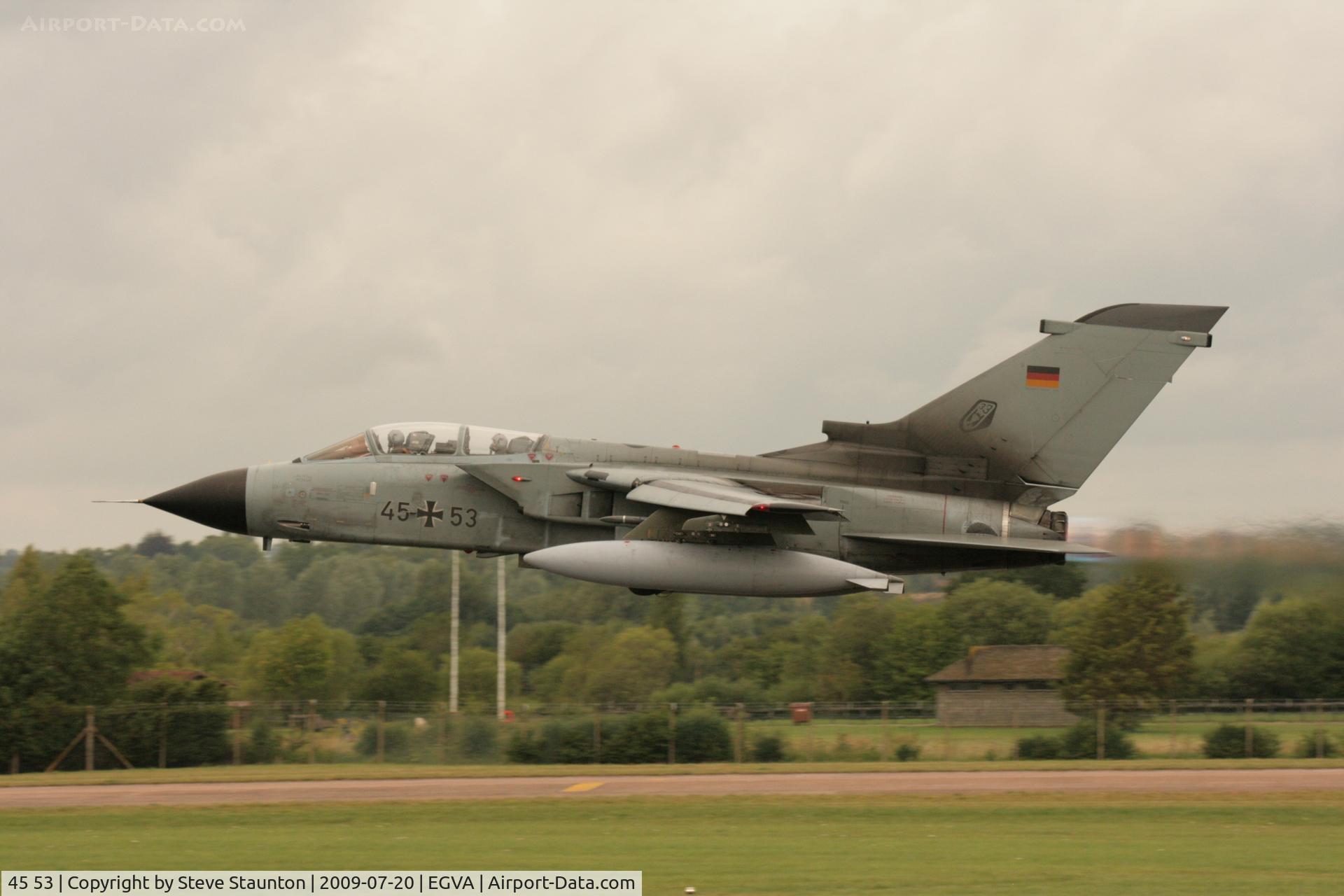 45 53, Panavia Tornado IDS C/N 637/GS201/4253, Taken at the Royal International Air Tattoo 2009