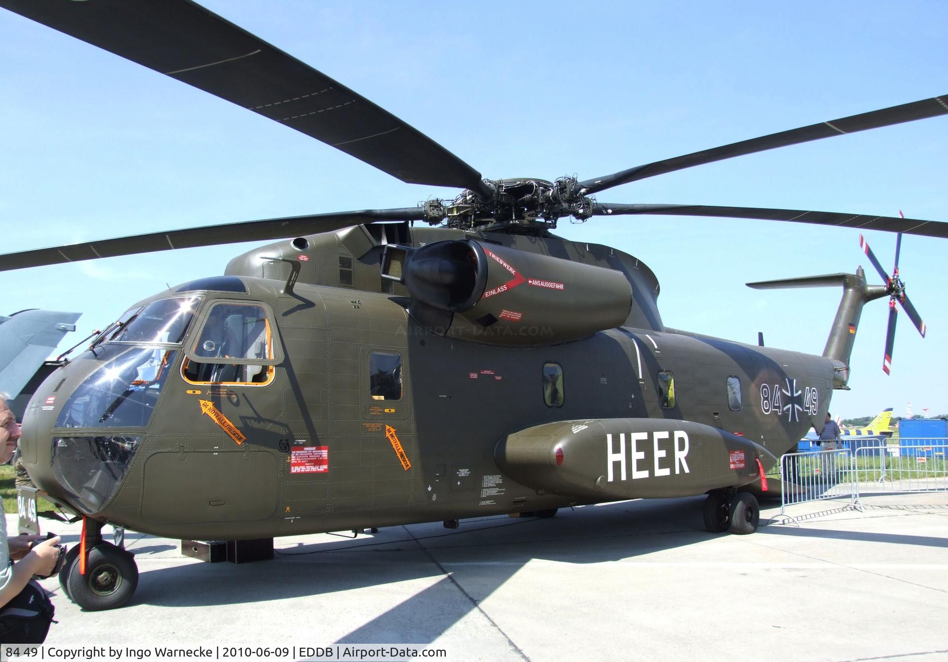 84 49, Sikorsky (VFW-Fokker) CH-53G C/N V65-047, Sikorsky CH-53G Stallion of the German army aviation (Heeresflieger) at ILA 2010, Berlin