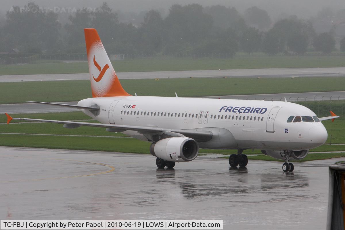 TC-FBJ, 1996 Airbus A320-232 C/N 580, SZG